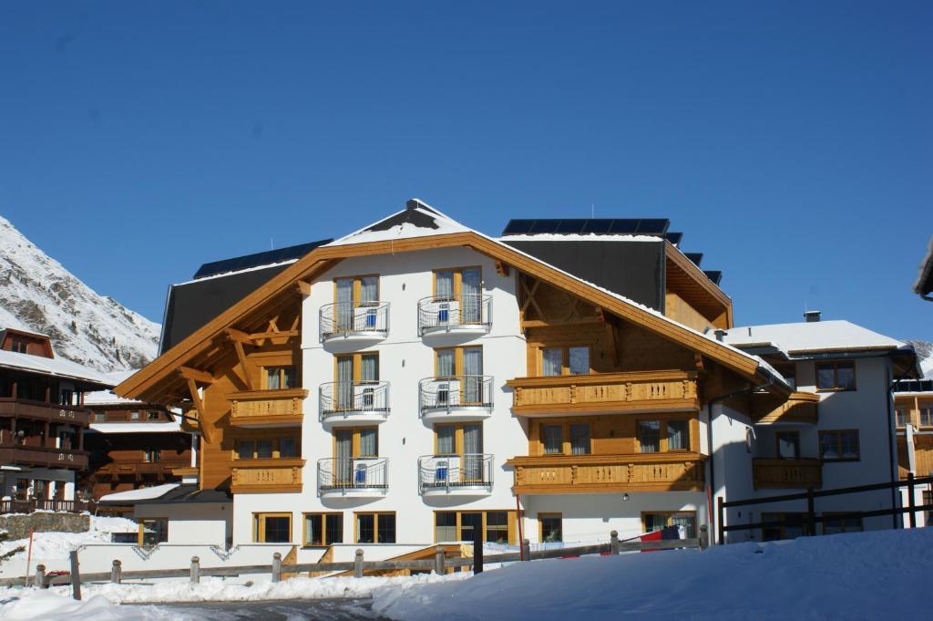 Haus Bergkristall Bed & Breakfast Obergurgl Bagian luar foto